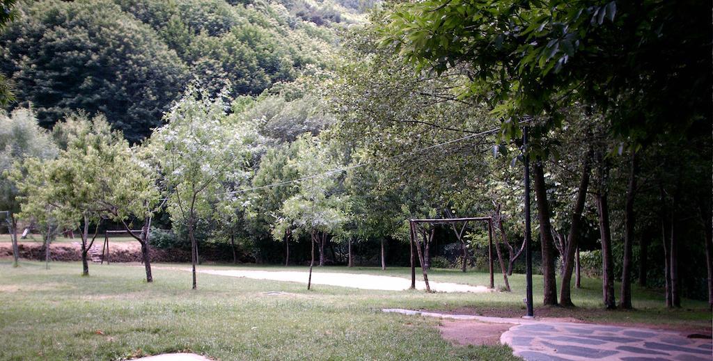 Albergue Turistico Valle Del Ambroz Hervás Kültér fotó